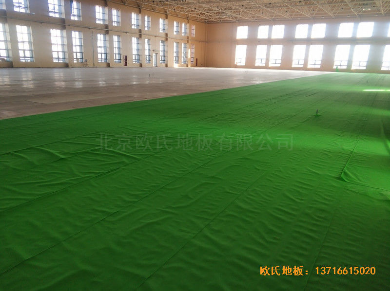 榆林神華煤制油公司籃球館運動木地板鋪設(shè)案例2