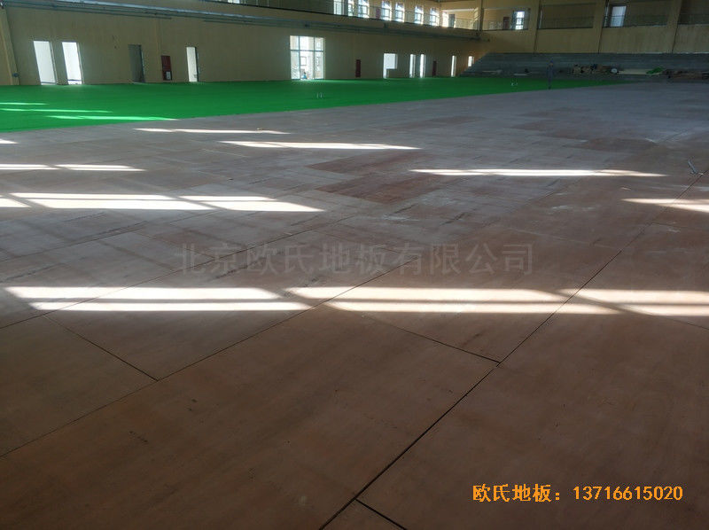 榆林神華煤制油公司籃球館運動木地板鋪設(shè)案例3