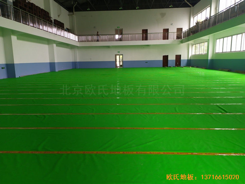 浙江虹橋較好的小學(xué)籃球館運(yùn)動(dòng)木地板施工案例3