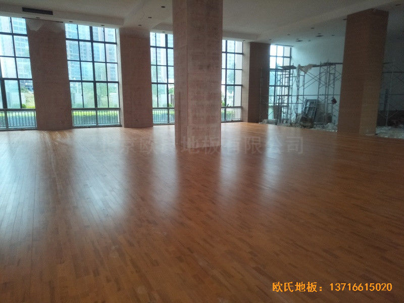 福建泉州海關橋南運動場體育地板鋪裝案例5