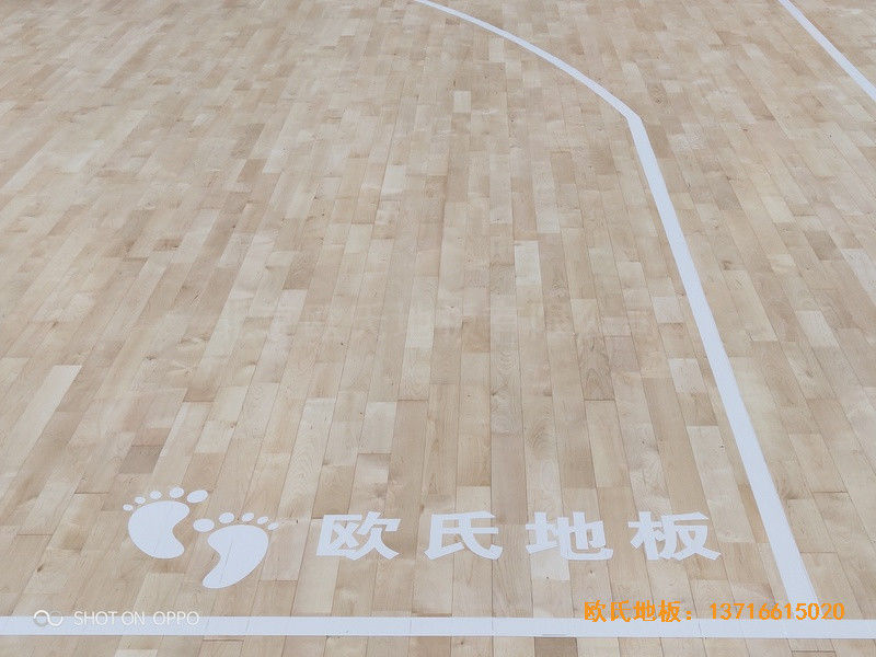 西寧世紀職業(yè)技術學?；@球館運動地板鋪設案例4