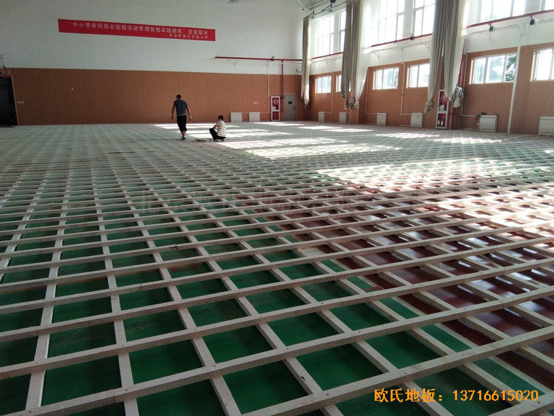 北京懷柔實(shí)驗(yàn)小學(xué)籃球館體育地板施工案例1