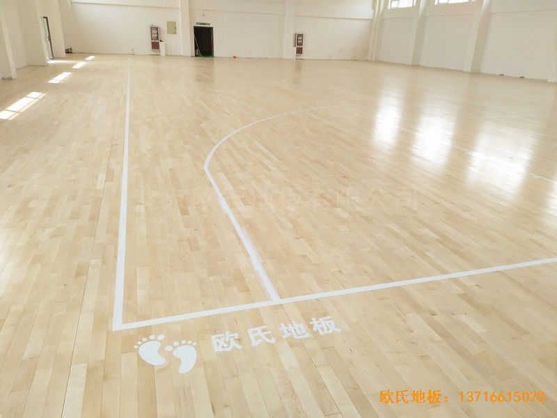 南京浦口黨?；@球館體育地板施工案例3