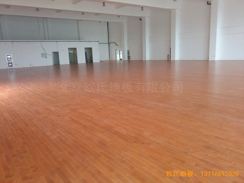 南京浦口區(qū)復興小學運動館運動地板施工案例5