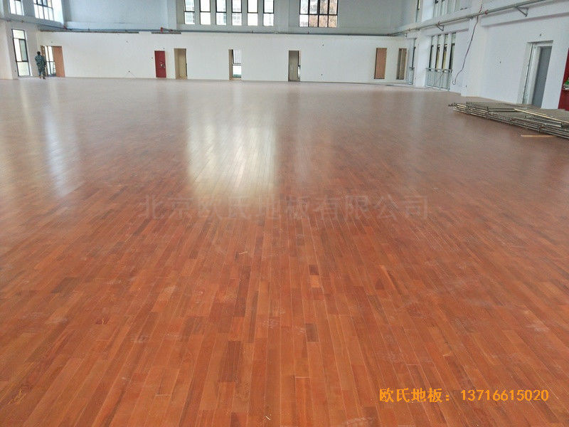 安徽上派學(xué)區(qū)中心學(xué)?；@球館運動木地板施工案例2