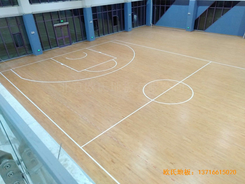 山東實(shí)驗(yàn)二小青島分校籃球館體育木地板鋪裝案例3