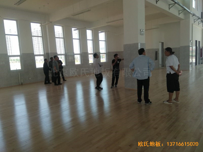 山東沾化第三實驗小學(xué)體育館運(yùn)動木地板鋪裝案例4