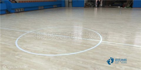 運(yùn)動(dòng)地板鋪裝方法