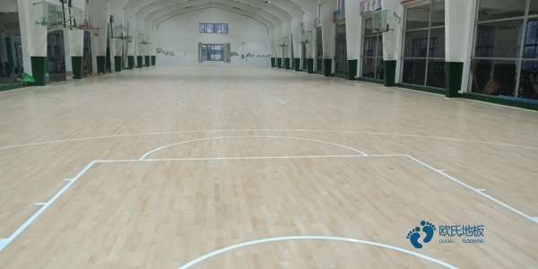 有哪些一般運(yùn)動場館地板