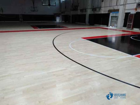中等體育運(yùn)動地板施工方案