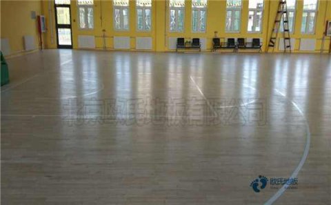 一般體育場館木地板施工團(tuán)隊