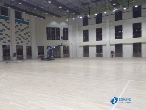 LVL龍骨能鋪裝體育場(chǎng)館嗎