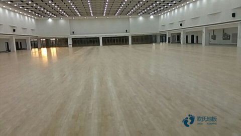 運(yùn)動木地板這些問題咋解決