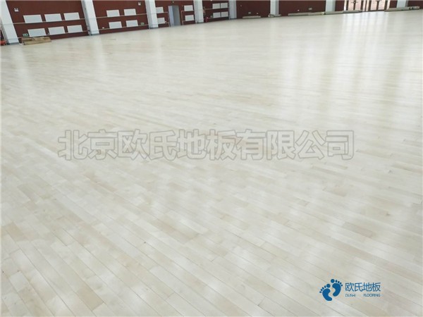 運(yùn)動(dòng)木地板材質(zhì)分類