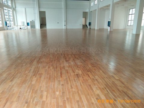 長沙開福區(qū)福鑫苑幼兒園運(yùn)動(dòng)館體育木