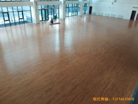 北京朝陽(yáng)經(jīng)管學(xué)院運(yùn)動(dòng)館運(yùn)動(dòng)木地板鋪