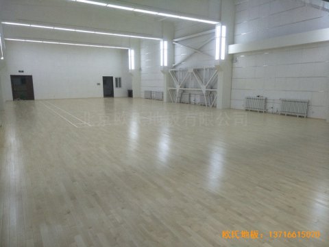 北京鐵路局供電段運(yùn)動(dòng)館運(yùn)動(dòng)地板安裝