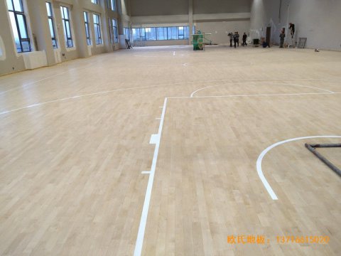 內(nèi)蒙古通遼富力城籃球館體育木地板鋪