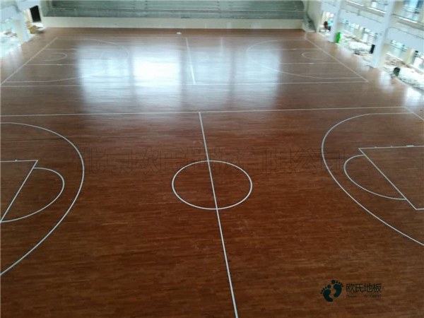 籃球館運(yùn)動木地板施工3