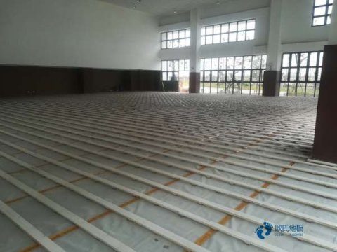 小學(xué)籃球運動木地板施工工藝