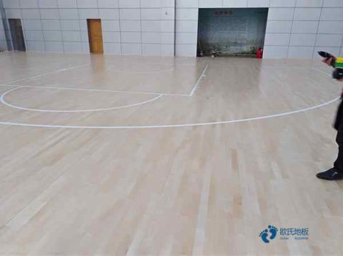 小學(xué)運動木地板施工工藝