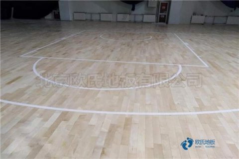 國(guó)標(biāo)籃球地板施工步驟