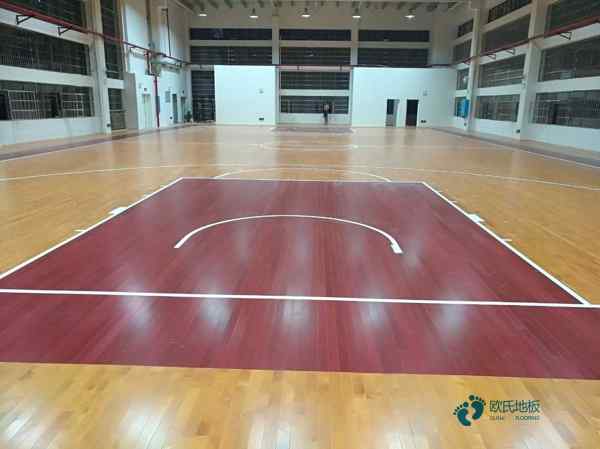 校園運(yùn)動體育地板施工流程1