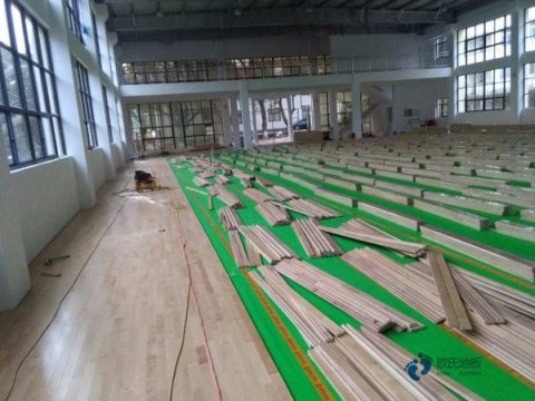 室內(nèi)籃球館木地板價(jià)格如何