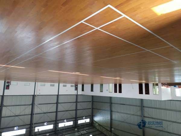 質(zhì)量好籃球場館木地板施工方案1