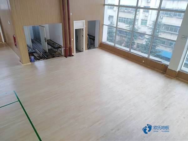 好用的運(yùn)動(dòng)籃球木地板價(jià)格表